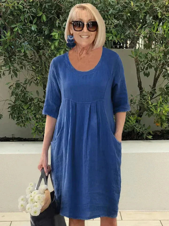 Elegant Comfort, Handy Pockets