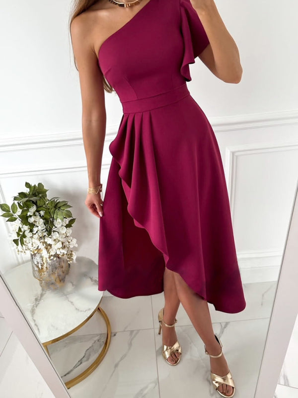 Abito Monospalla: Stile e Comfort