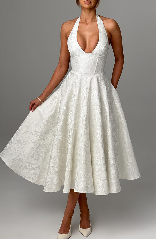 Abito Midi Romantico: comfort e stile