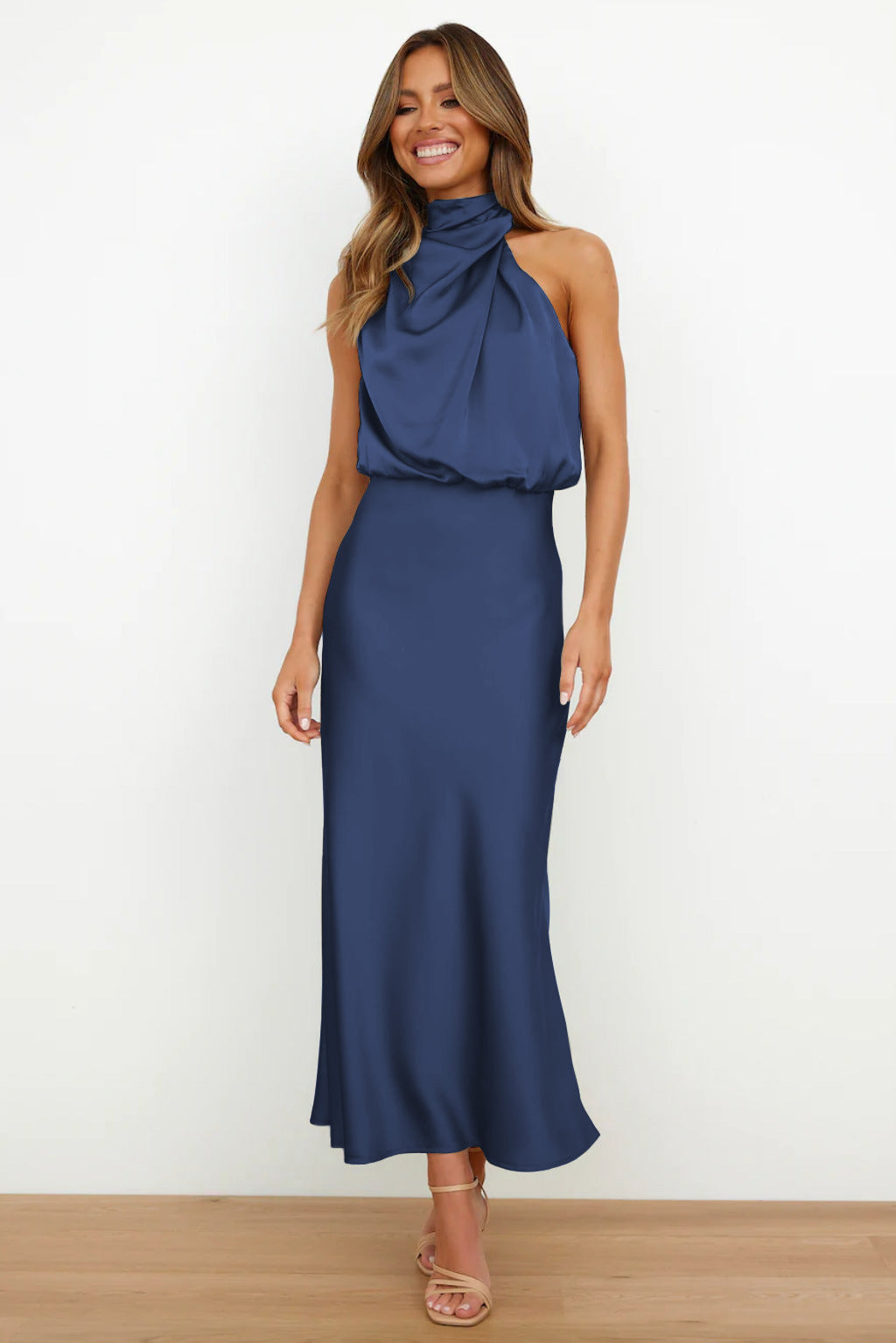 Abito Elegante in Satin