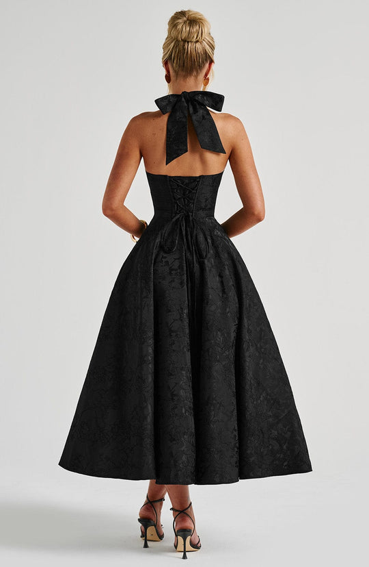 Abito Midi Romantico: comfort e stile