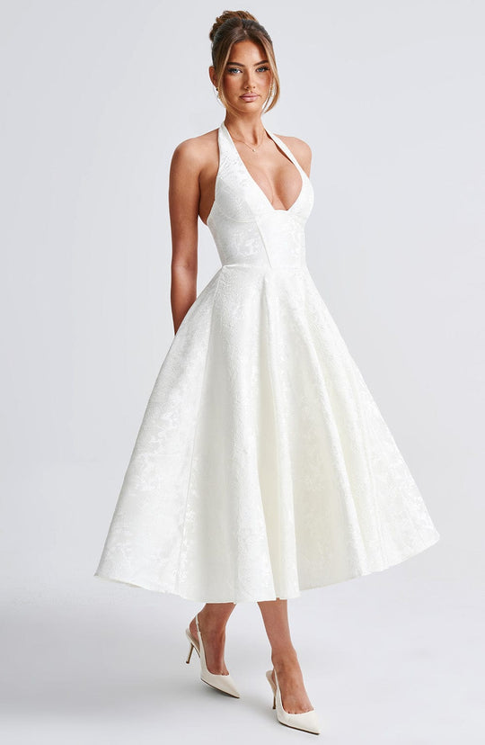 Abito Midi Romantico: comfort e stile