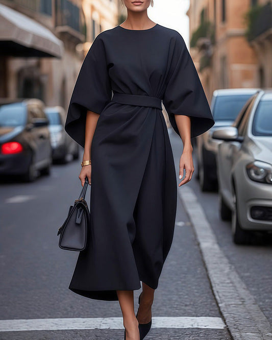 Vestito: Vita accentuata, maniche voluminose