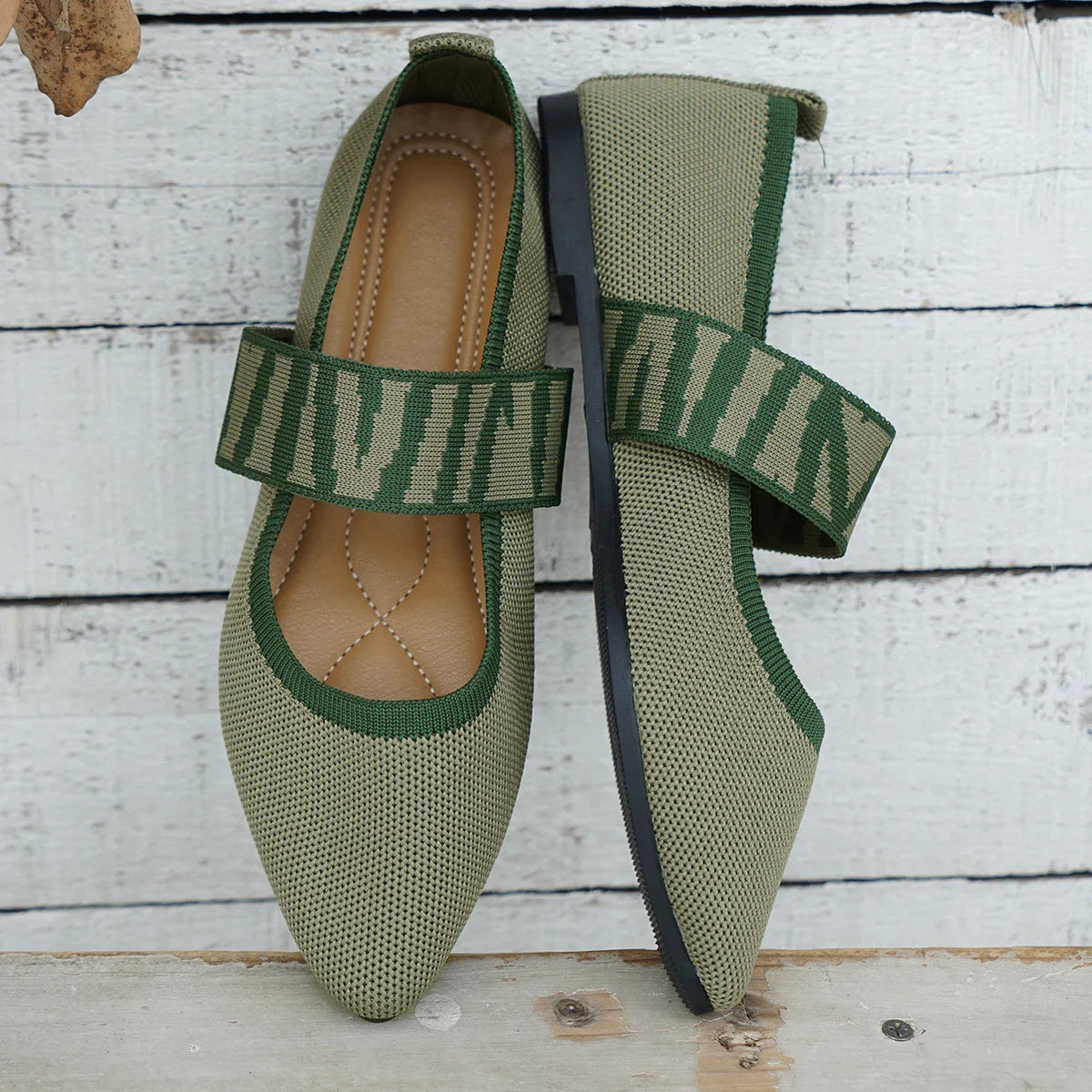 Magnolia Mesh Comfort Flats