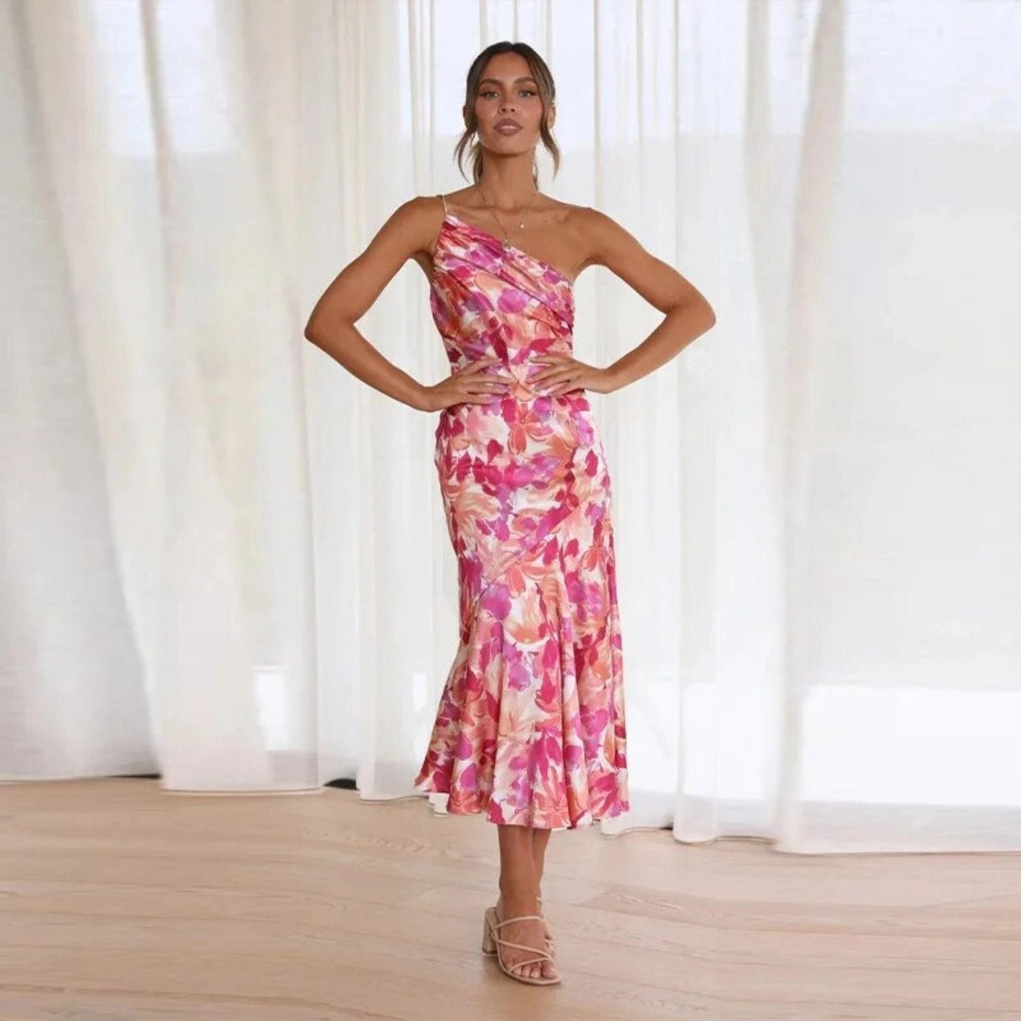 Chic-One-Shoulder Dress