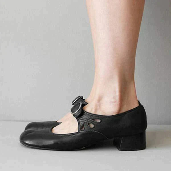 Elegant Comfort Leather Sandals