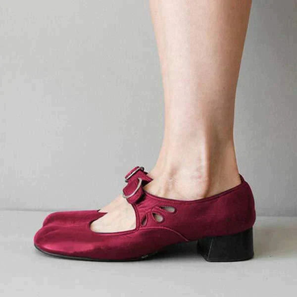 Elegant Comfort Leather Sandals