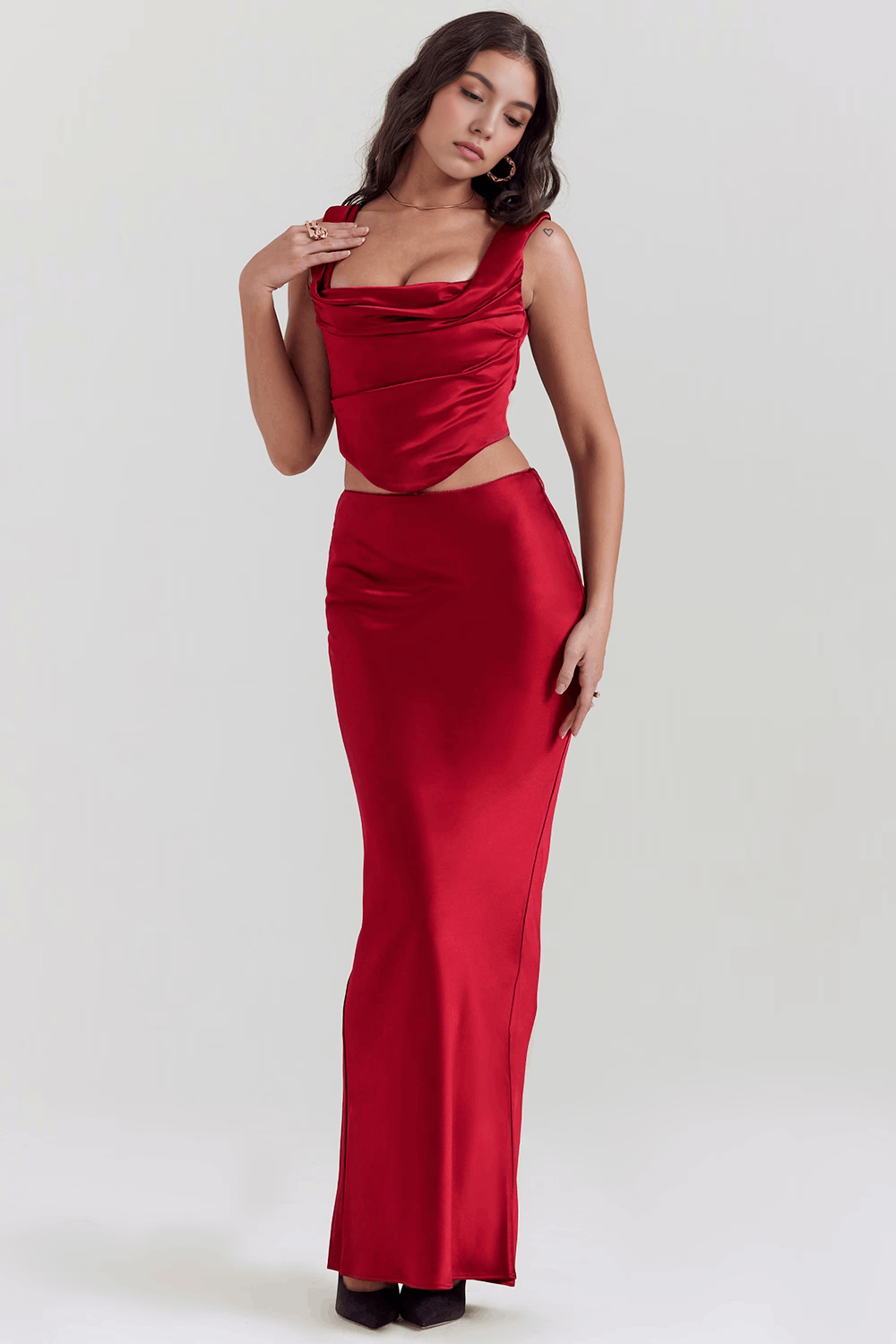 Corsetto Bronzato: Eleganza Senza Tempo