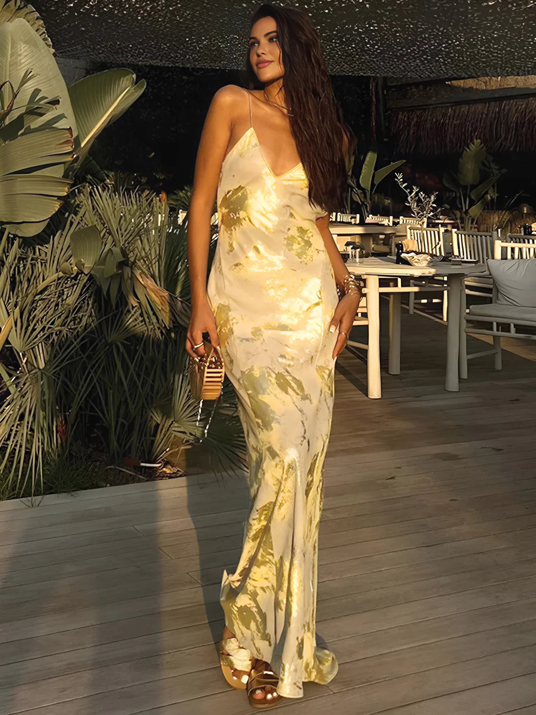 Eleganza Backless per Donne Mature