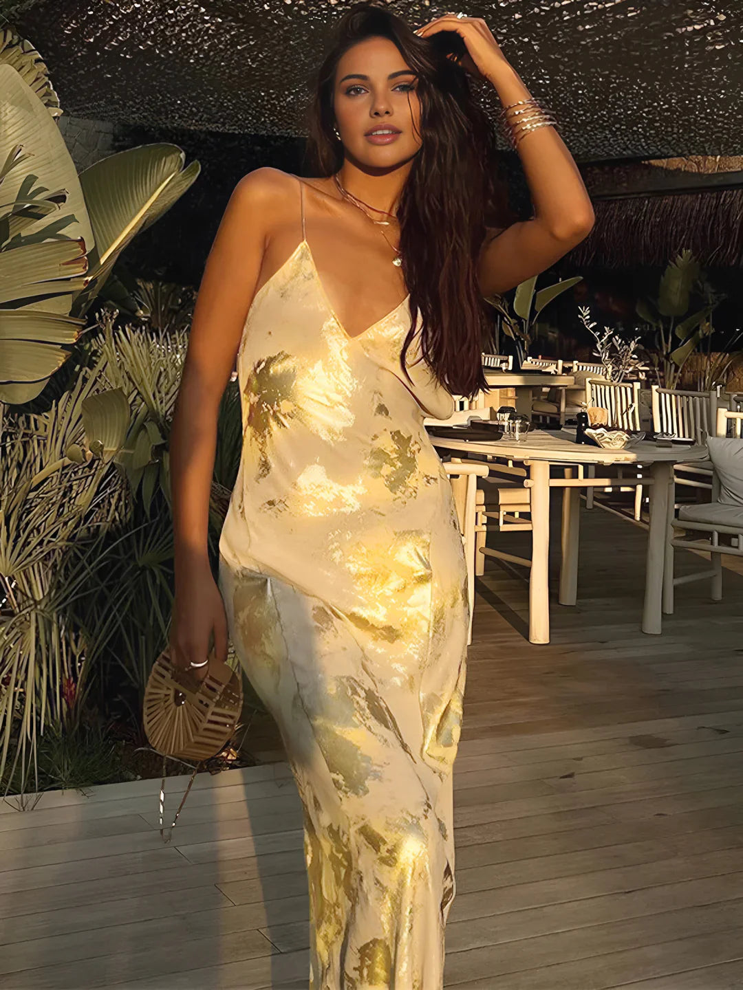 Eleganza Backless per Donne Mature
