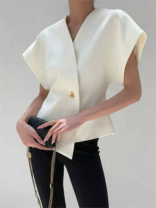 Blusa V-Neck: Versatilità ed Eleganza