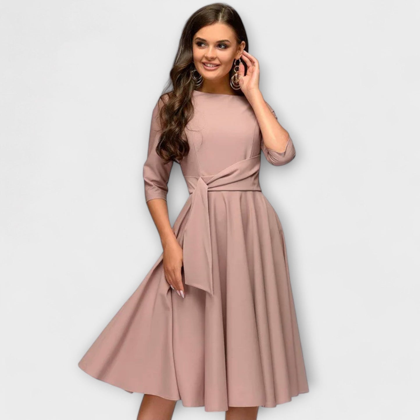 Abito Fluttuante Elegante