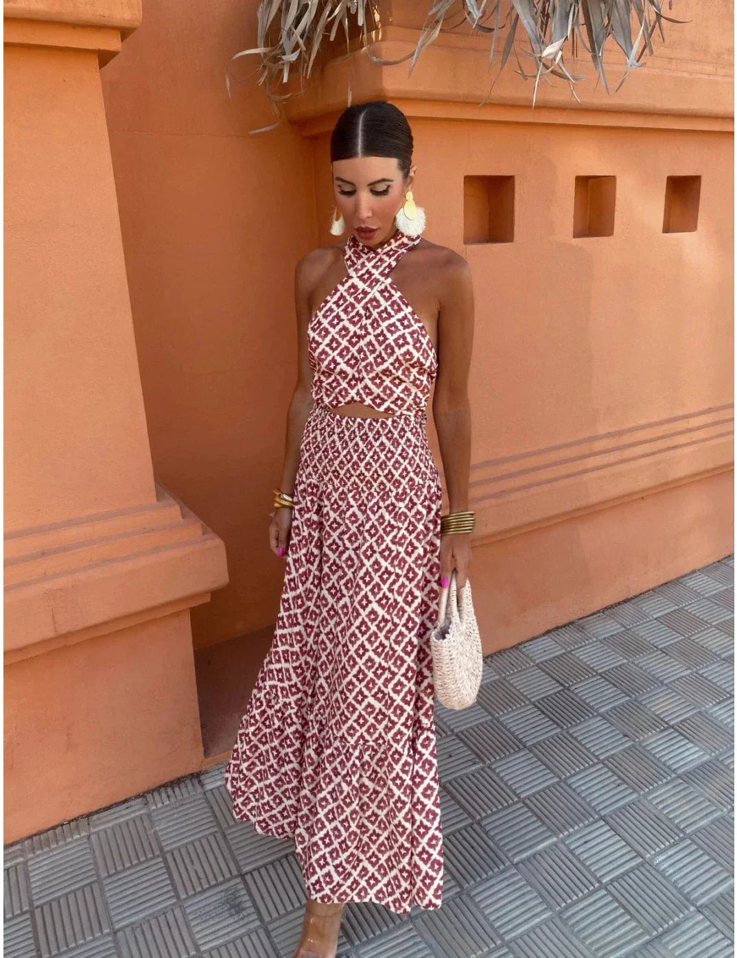 Eleganza Off-Shoulder Abito