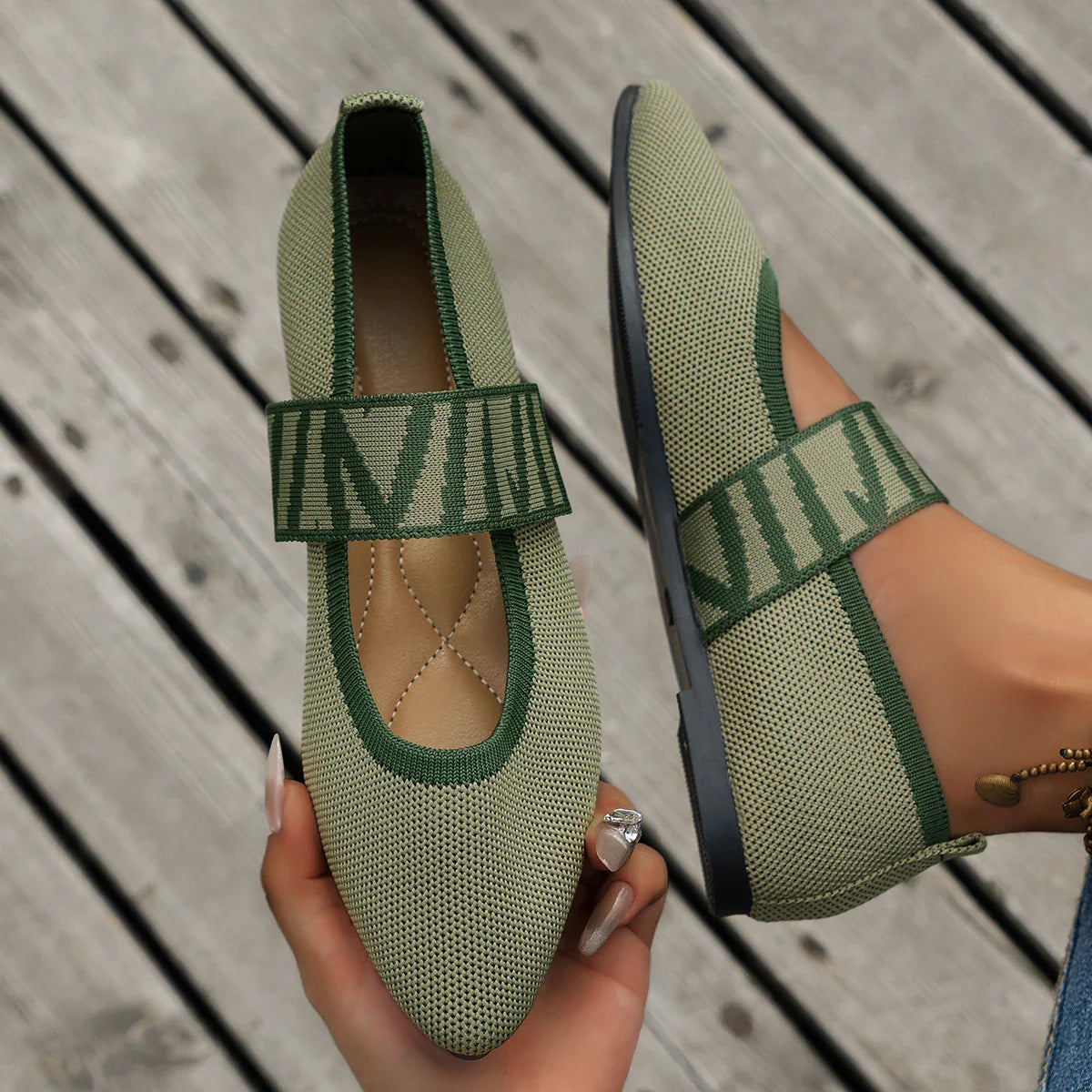 Magnolia Mesh Comfort Flats