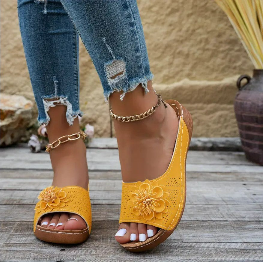 Elegant Floral & Support Sandals