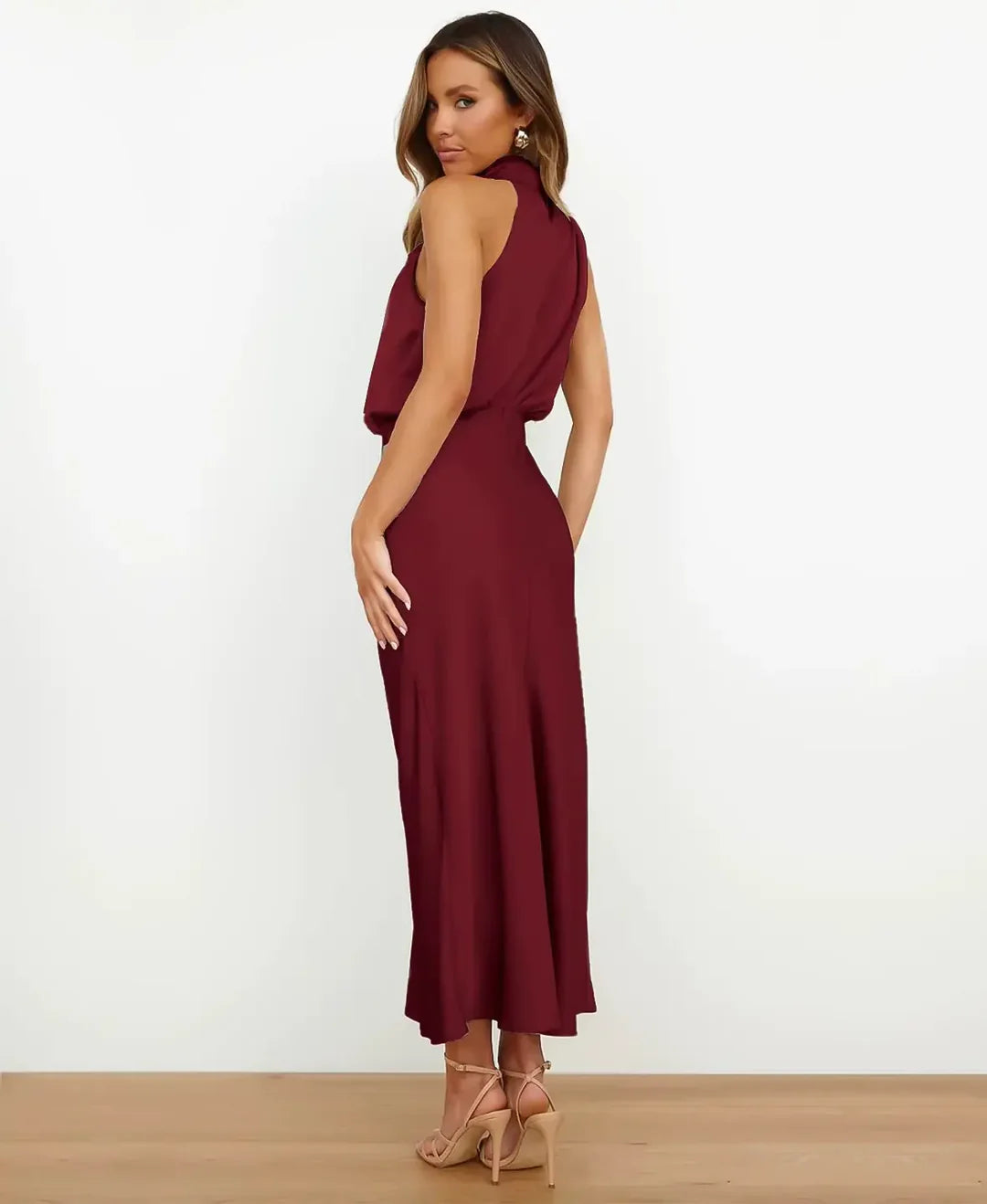 Eleganza Midi Dress
