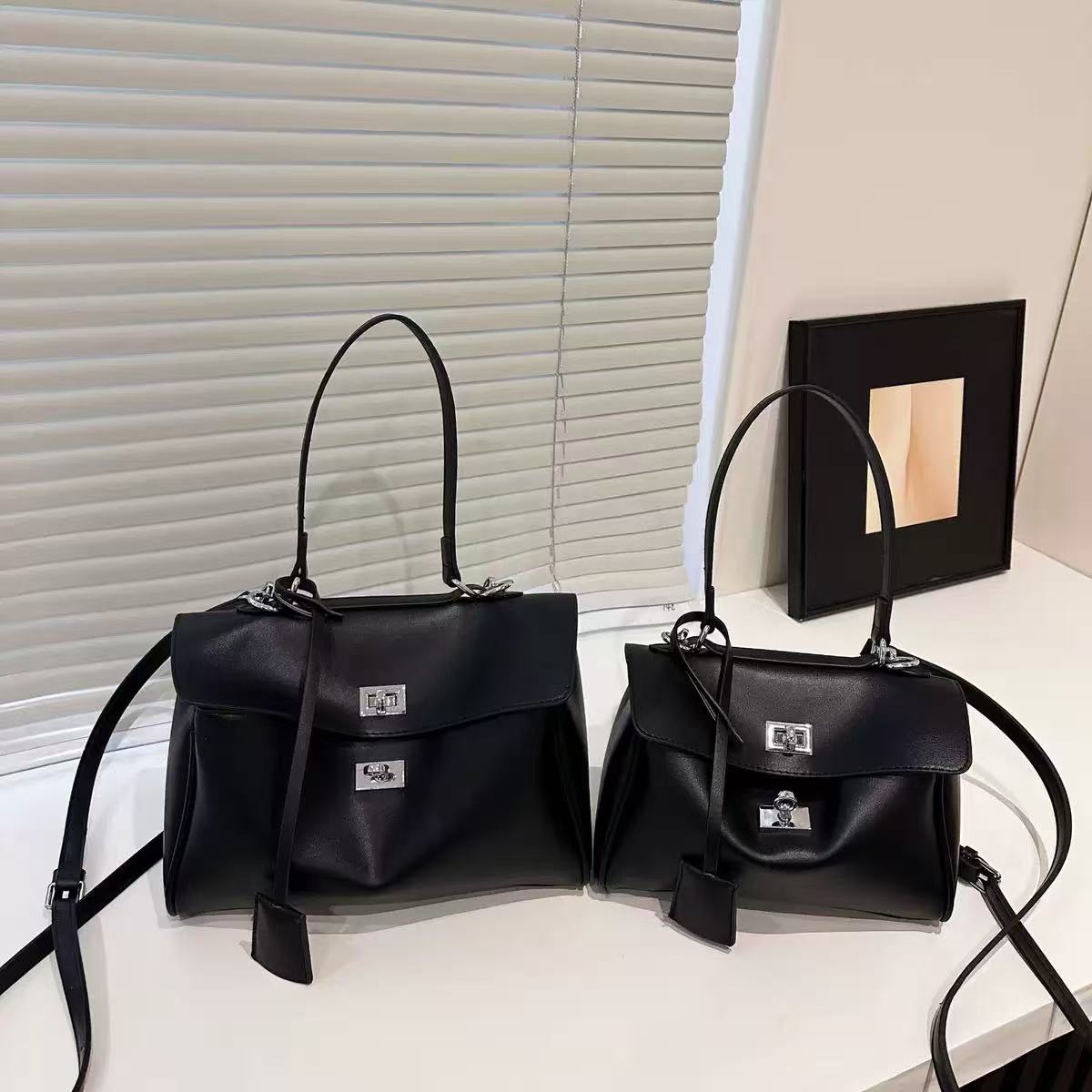 Borsa Chic-Compatta