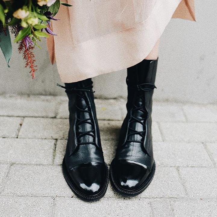 Elegant Heeled Comfort for Every Occasion