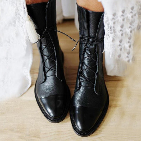 Elegant Heeled Comfort for Every Occasion