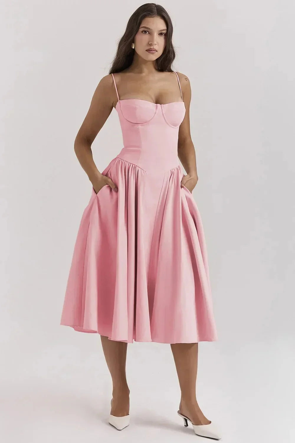 Abito Retro-Swing Elegante