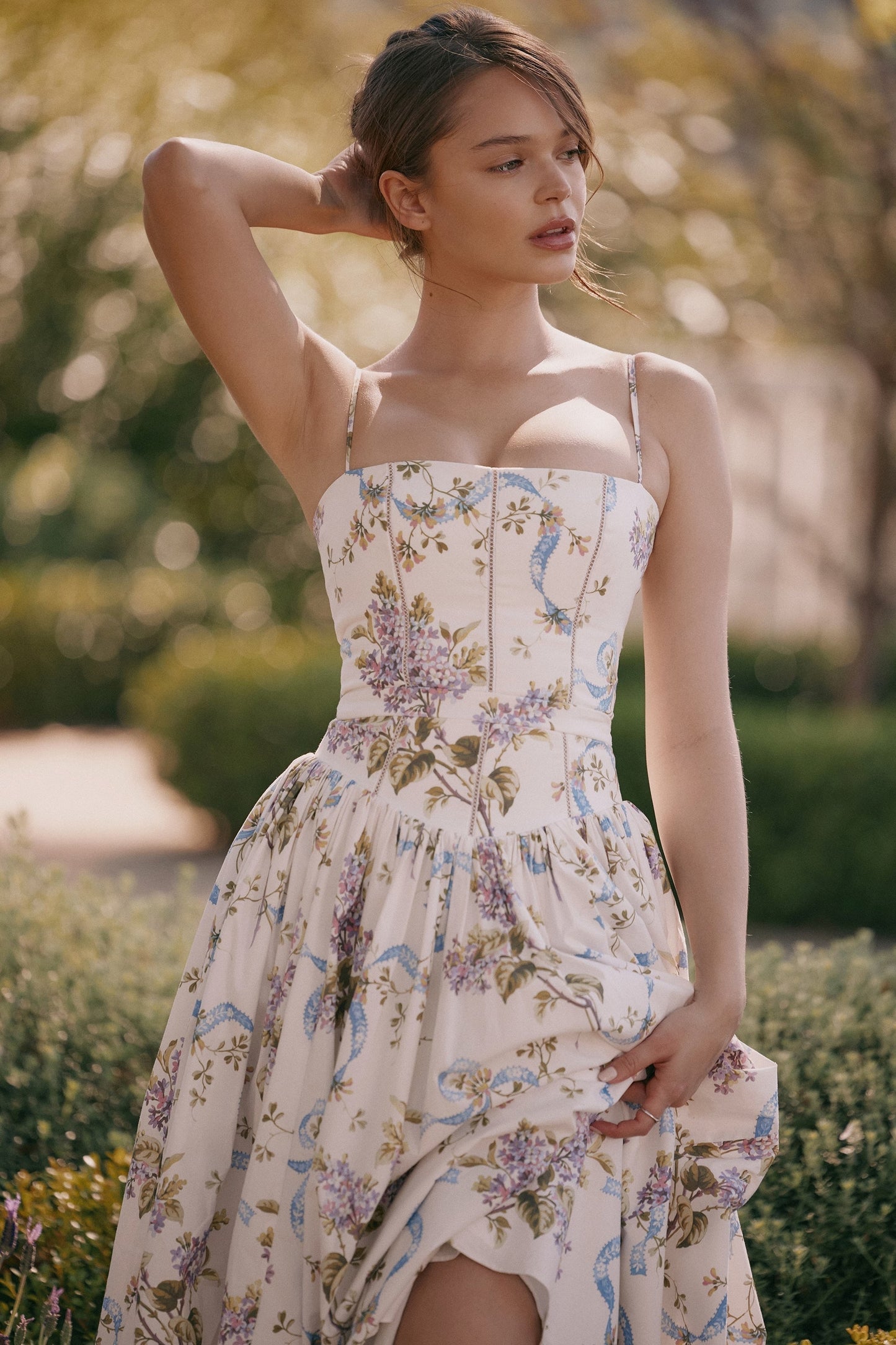 Abito Snellente Floreale Midi