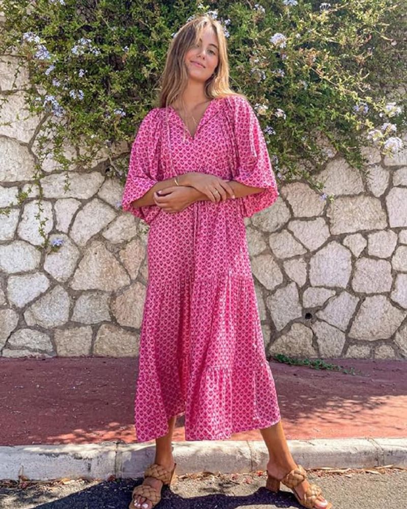 Eleganza Fluttuante Maxi Dress