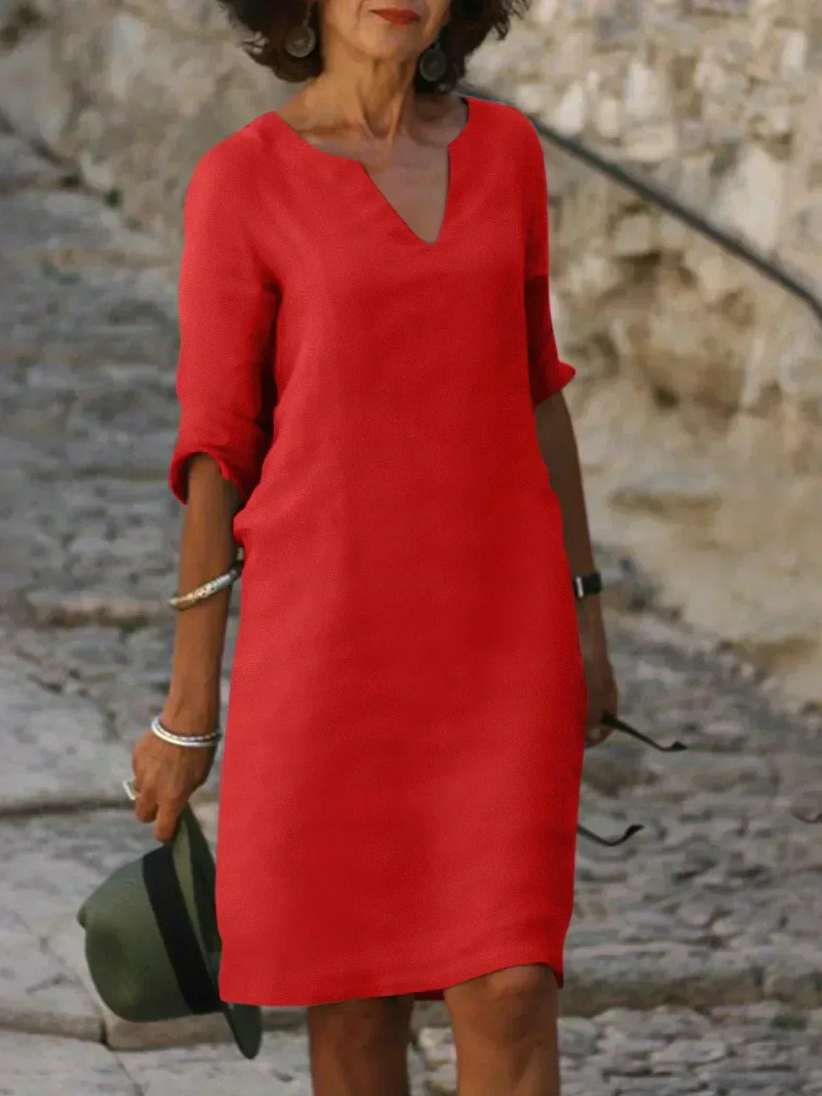 V-Neck Elegante Dress