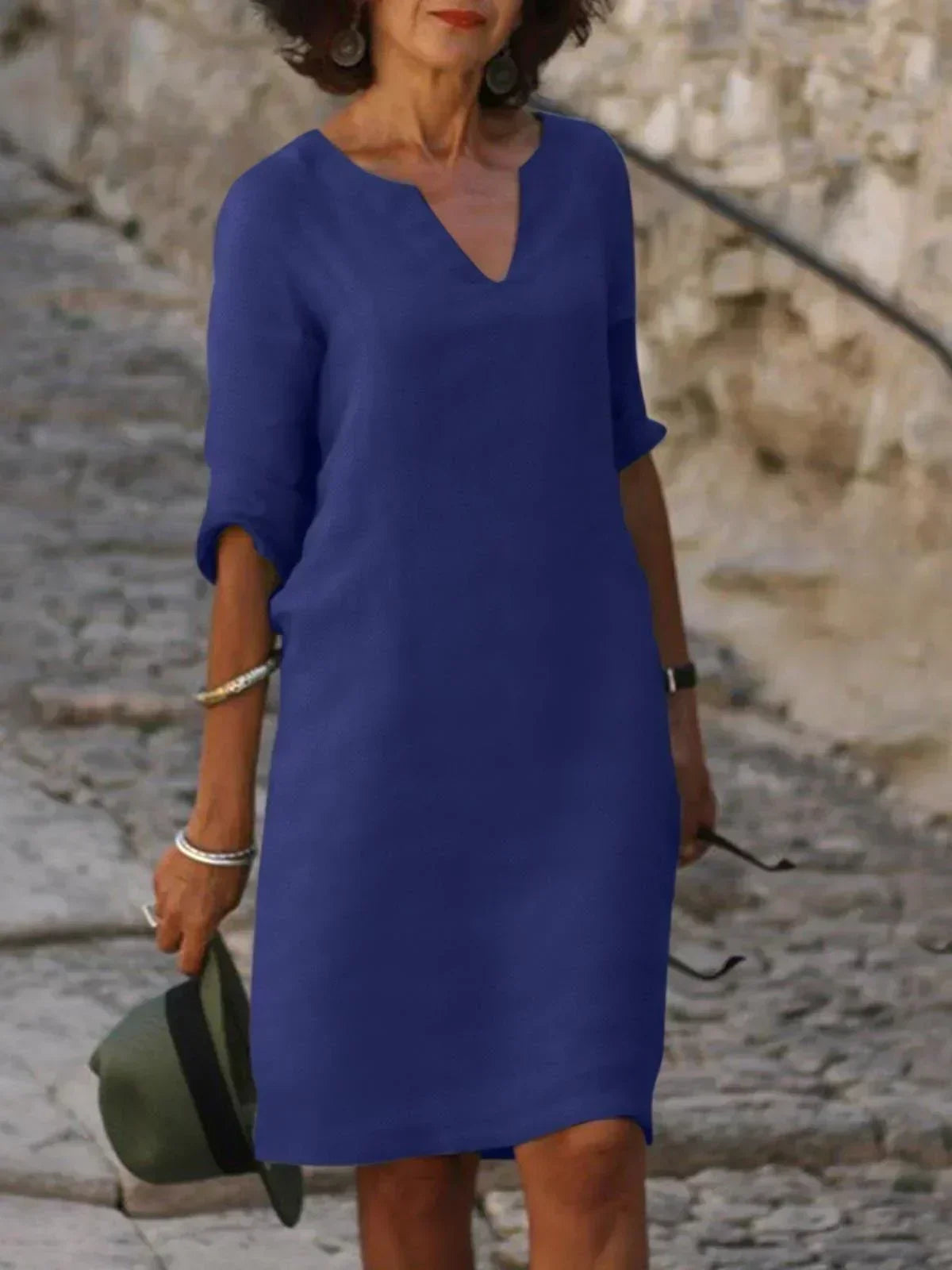 V-Neck Elegante Dress