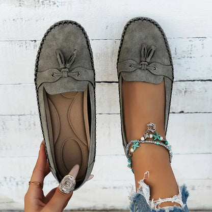 Vintage Arch Relief Moccasins