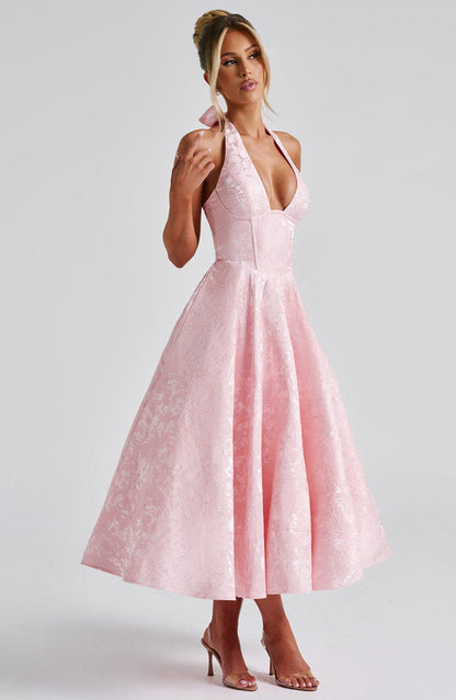 Abito Midi Romantico: comfort e stile