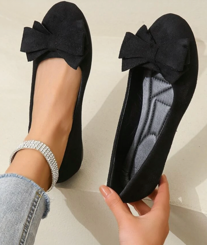 Elegant Relief: All-Day Foot Comfort