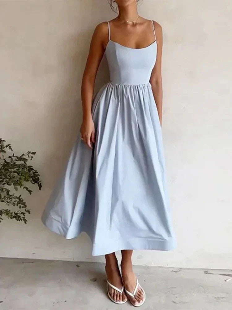 Abito Scollato: Comfort e Allure