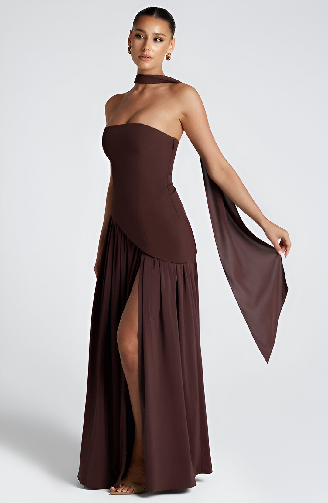 Abito Maxi: Audacia ed Eleganza