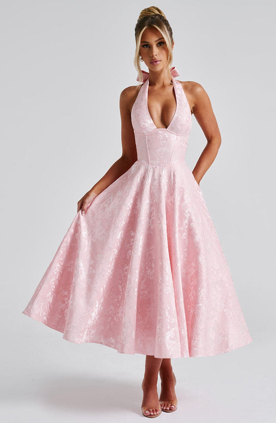 Abito Midi Romantico: comfort e stile