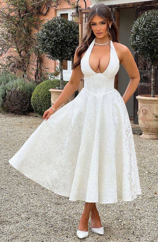 Abito Midi Romantico: comfort e stile