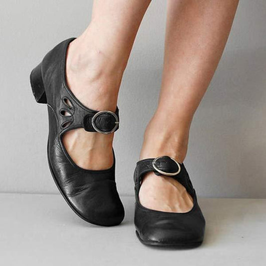Elegant Comfort Leather Sandals