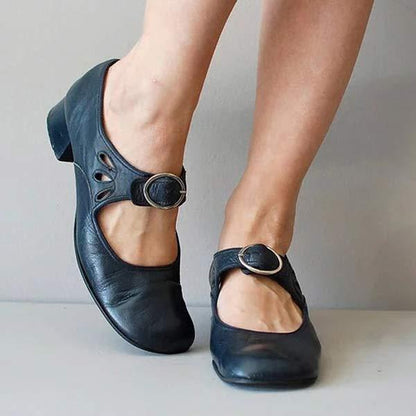 Elegant Comfort Leather Sandals