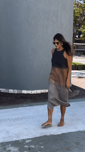 Elegant Gradient Summer Dress