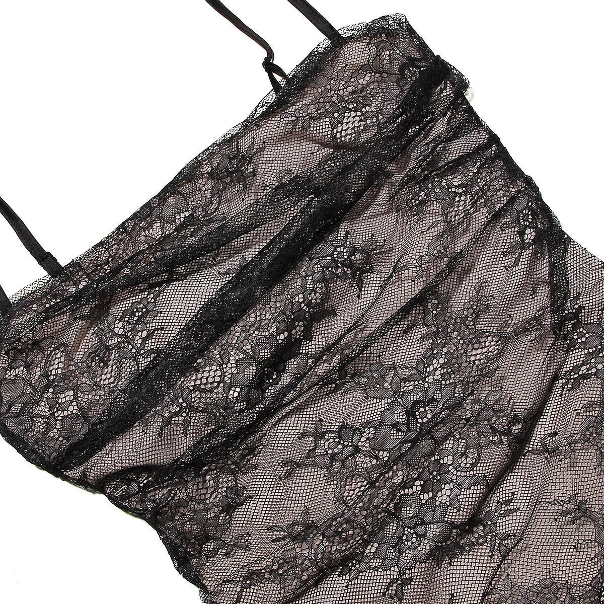 Celeste Eleganza: Abito Maxi in Pizzo