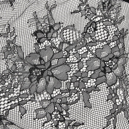 Celeste Eleganza: Abito Maxi in Pizzo