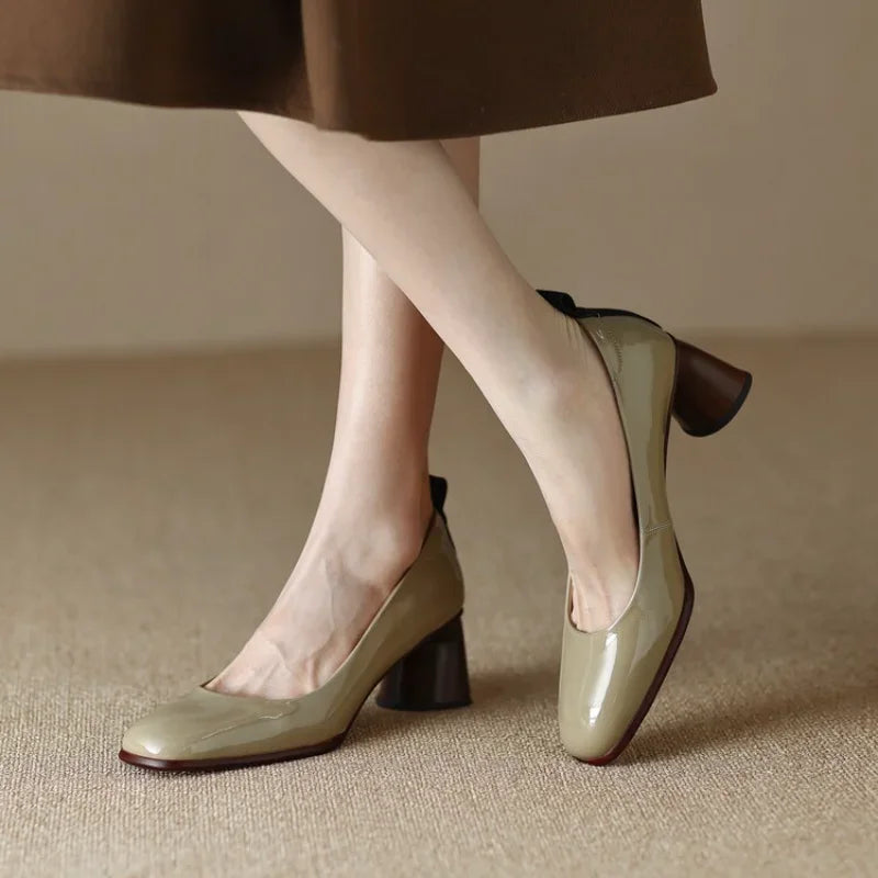 Eleganza Comoda Pumps in Pelle