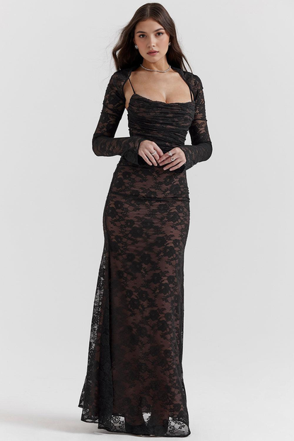 Celeste Eleganza: Abito Maxi in Pizzo