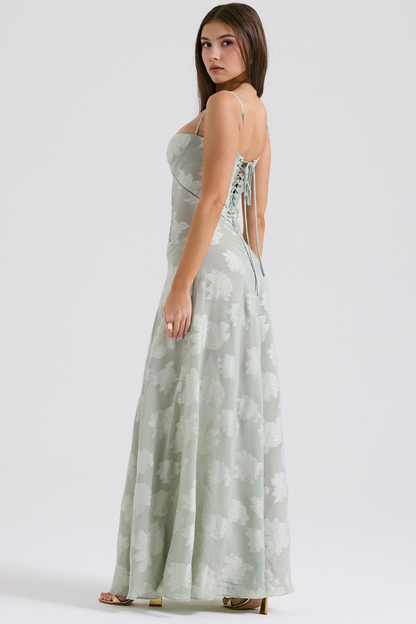 Abito Maxi: Eleganza senza Tempo