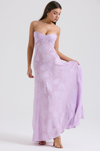 Abito Maxi: Eleganza senza Tempo
