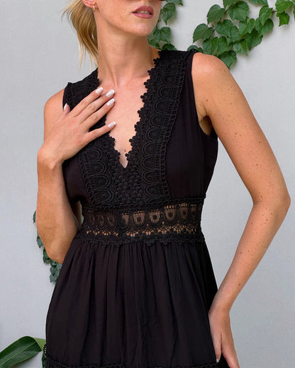 Abito Elegante con Pizzo